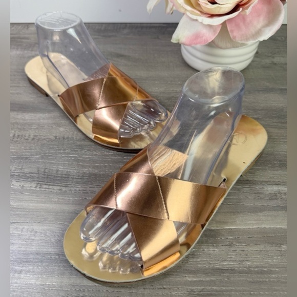 Alvaro Gonzalez Shoes - CLEARANCE SALE $2/20 Alvaro Gonzalez Rose Sandals EU38.5/US8-8.5